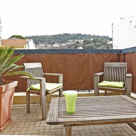 Appartement 6 Personnes Avec Terrasse Le Port Ницца Номер фото