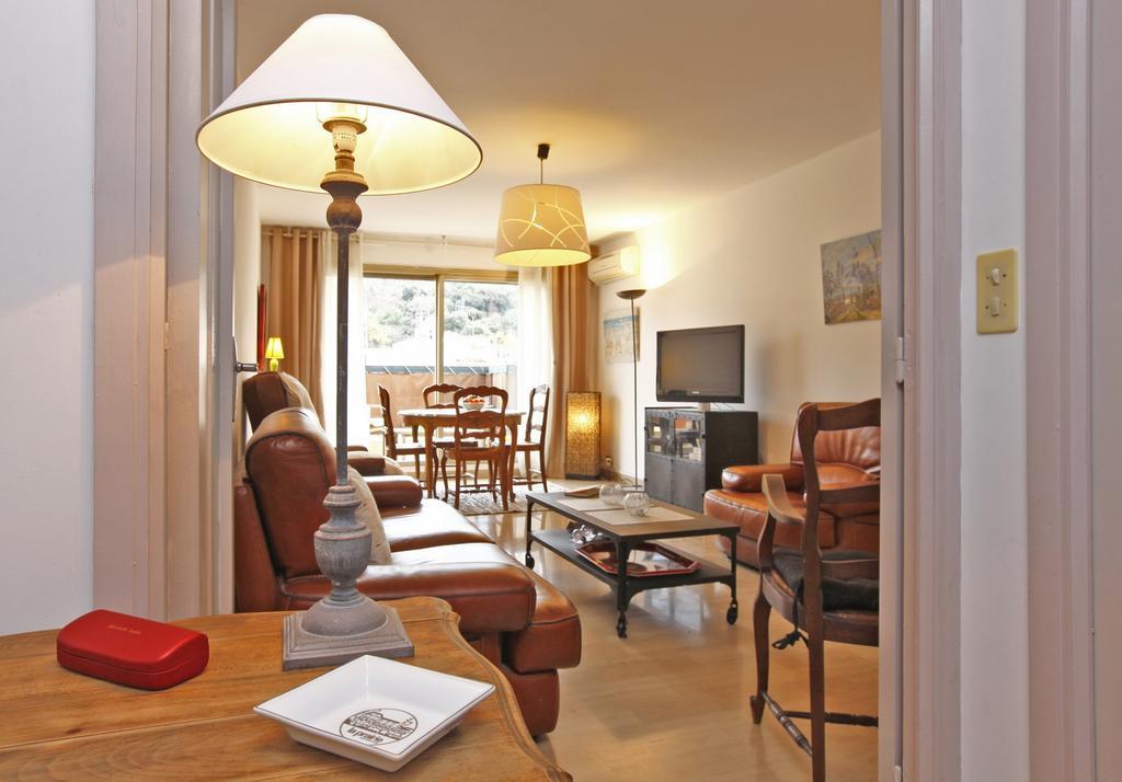 Appartement 6 Personnes Avec Terrasse Le Port Ницца Номер фото