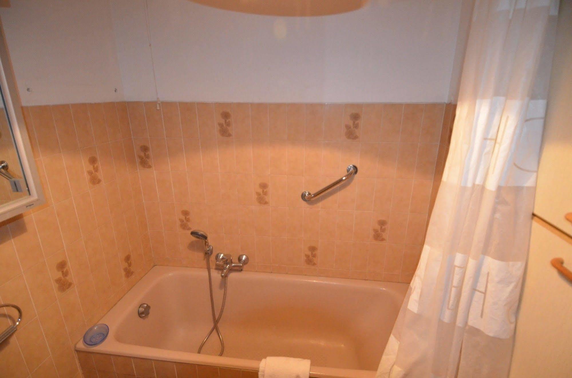 Appartement 6 Personnes Avec Terrasse Le Port Ницца Экстерьер фото